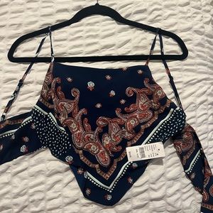 pacsun bandana style tye top! brand new with tags.